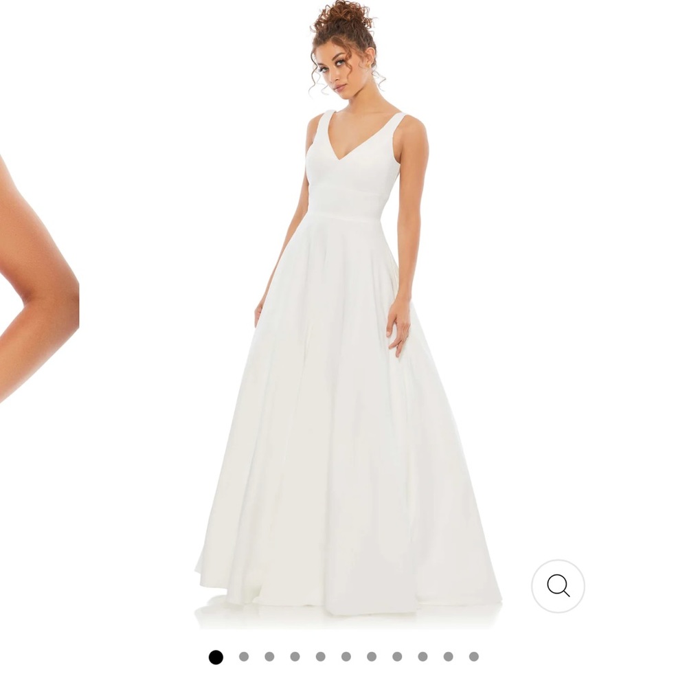 NWT Mac Duggal wedding gown